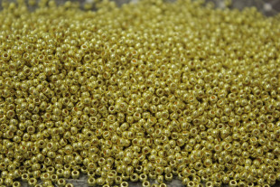 Бисер Чехия круглый 18383 10/0 500 г